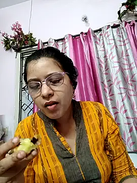 thanusi 2 online show from 09/20/25, 12:43