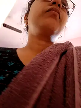 thanusi 2 online show from 11/12/25, 05:55