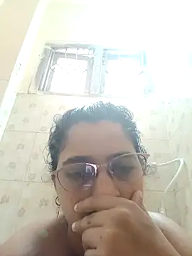 thanusi 2 online show from 11/26/25, 05:40