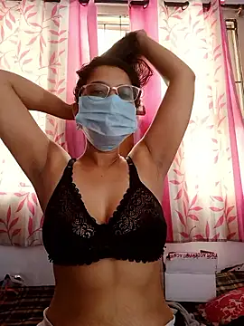 Snapshot of thanusi_2 chatting on 05/17/26, 05:51 thanusi 2 online show from 05/17/26, 05:51