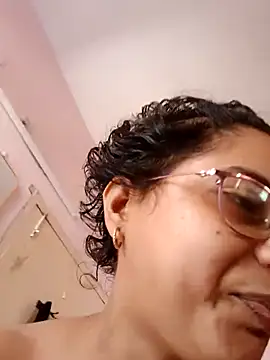 thanusi 2 online show from 10/16/25, 06:32