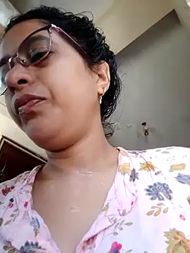 thanusi 2 online show from 11/20/25, 07:09