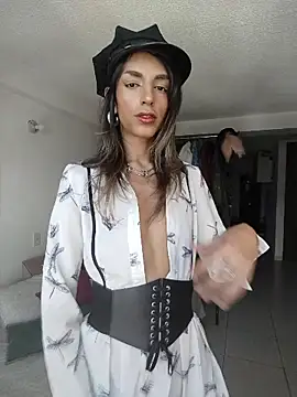 Theevae online show from 03/31/26, 04:20