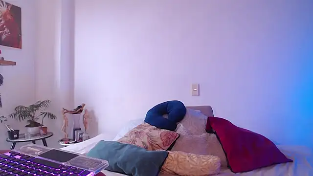 Theevae online show from 02/10/26, 02:05