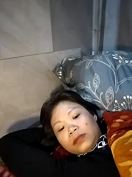 LinhNa999 online show from 02/12/26, 01:00