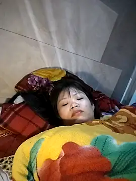 LinhNa999 online show from 01/08/26, 12:44