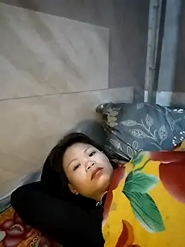 LinhNa999 online show from 02/13/26, 01:38