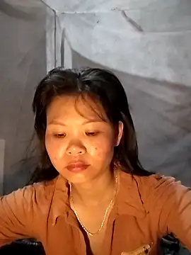 LinhNa999 online show from 03/31/26, 08:27