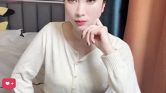 wuyueaini online show from 10/31/25, 12:13