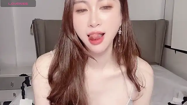 wuyueaini online show from 09/21/25, 06:29