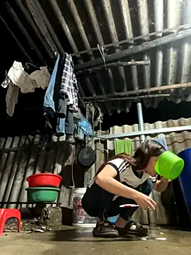 Sunny lotus online show from 10/20/25, 11:55