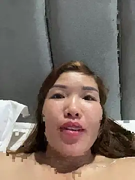 Snapshot of Sunny_lotus chatting on 07/18/26, 11:57 Sunny lotus online show from 07/18/26, 11:57