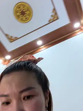 Snapshot of Sunny_lotus chatting on 04/08/26, 04:47 Sunny lotus online show from 04/08/26, 04:47