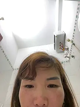 Snapshot of Sunny_lotus chatting on 06/10/26, 01:45 Sunny lotus online show from 06/10/26, 01:45