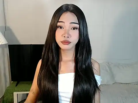 holyakiesha online show from 06/14/26, 04:35