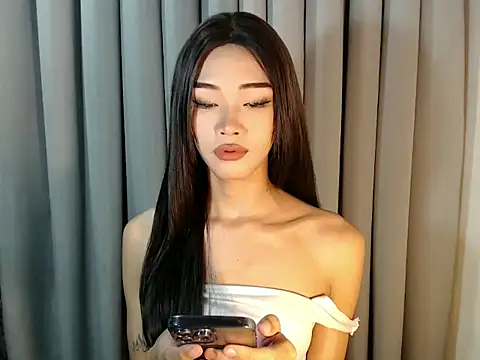 holyakiesha online show from 04/03/26, 04:13