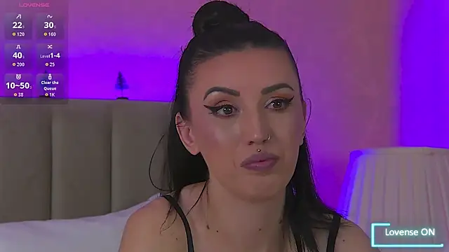 EnyaHazell online show from 12/13/25, 08:04