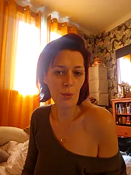 Mila Luciphya online show from 03/13/26, 09:36