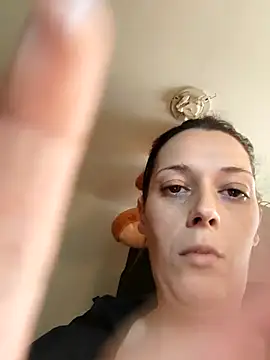 Mila Luciphya online show from 01/07/26, 01:16