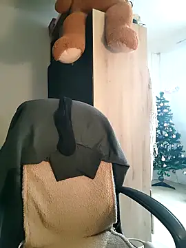 Mila Luciphya online show from 12/21/25, 10:50