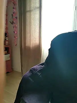 Mila Luciphya online show from 11/13/25, 09:35