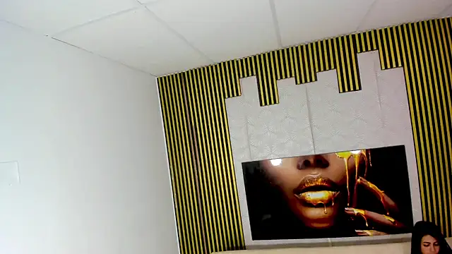 golden girl house online show from 11/06/25, 08:02