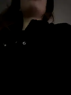 Snapshot of Isabela_Colins chatting on 09/20/25, 11:48 Isabela Colins online show from 09/20/25, 11:48