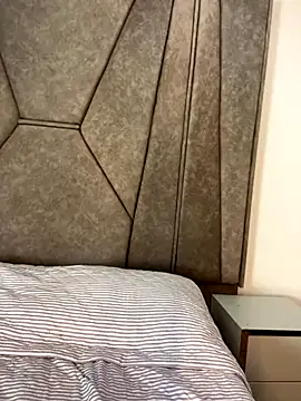 Snapshot of Isabela_Colins chatting on 09/18/25, 01:14 Isabela Colins online show from 09/18/25, 01:14