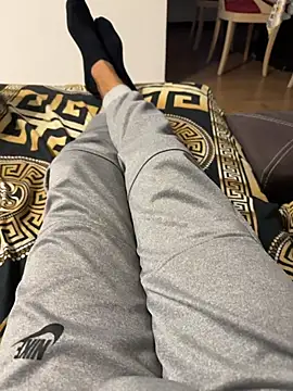 Manu97k online show from 02/08/26, 11:35