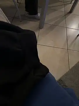 Manu97k online show from 10/28/25, 07:35