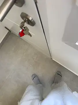 Manu97k online show from 03/07/26, 09:37