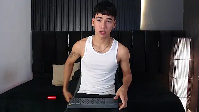 Dominic ghost online show from 03/28/26, 02:56