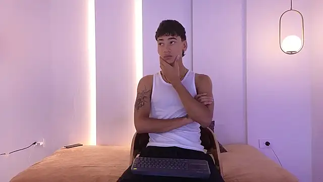 Dominic ghost online show from 01/15/26, 11:41