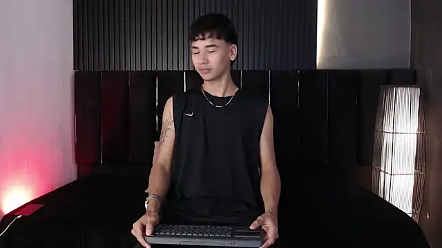 Dominic ghost online show from 12/23/25, 05:07