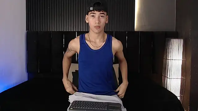 Dominic ghost online show from 03/04/26, 11:01