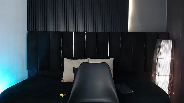 Dominic ghost online show from 11/12/25, 12:26