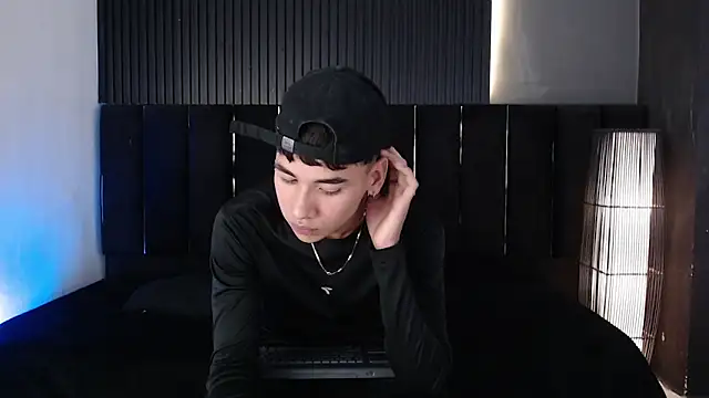 Dominic ghost online show from 03/14/26, 03:23