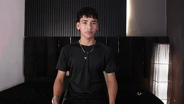 Dominic ghost online show from 12/15/25, 02:06