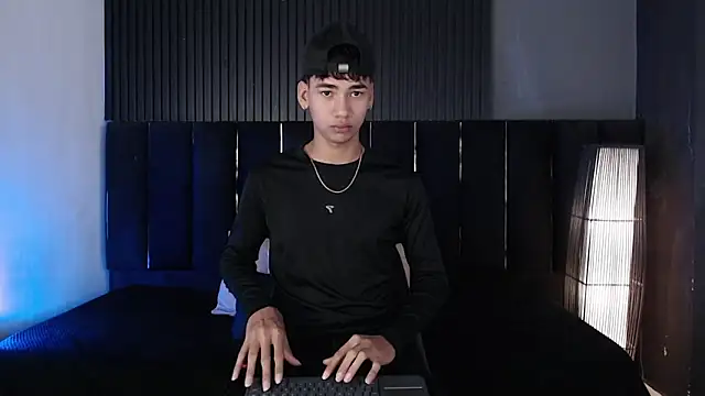 Dominic ghost online show from 04/09/26, 12:45