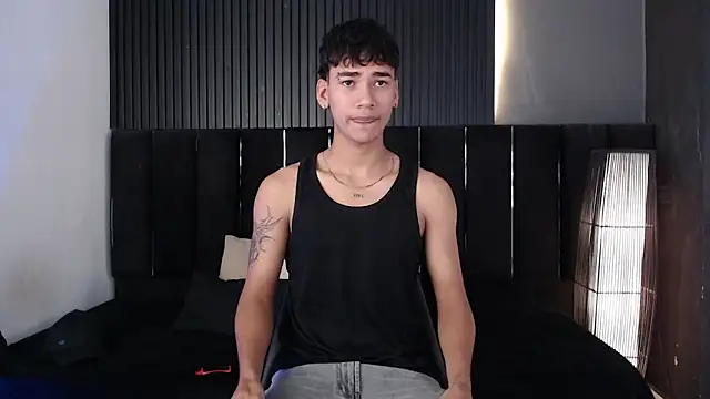 Dominic ghost online show from 04/12/26, 12:58