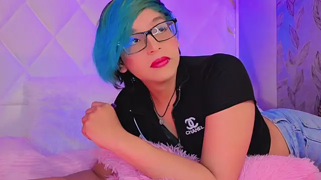 Snapshot of Dannyhot_ chatting on 02/05/26, 07:32 Dannyhot online show from 02/05/26, 07:32