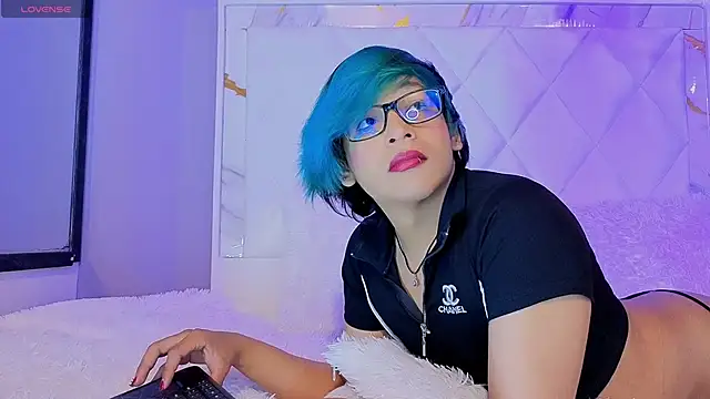 Snapshot of Dannyhot_ chatting on 01/17/26, 08:56 Dannyhot online show from 01/17/26, 08:56