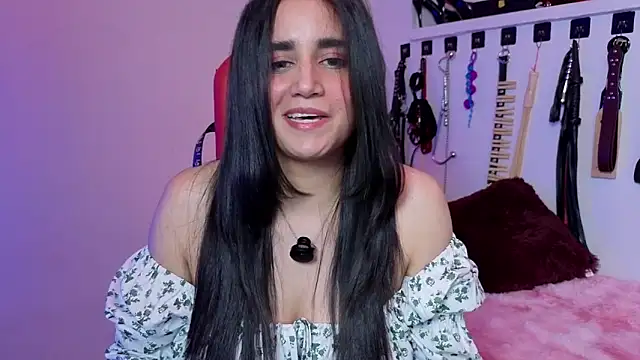 elowen halley1 online show from 04/09/26, 06:47