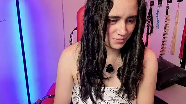 elowen halley1 online show from 03/29/26, 06:42