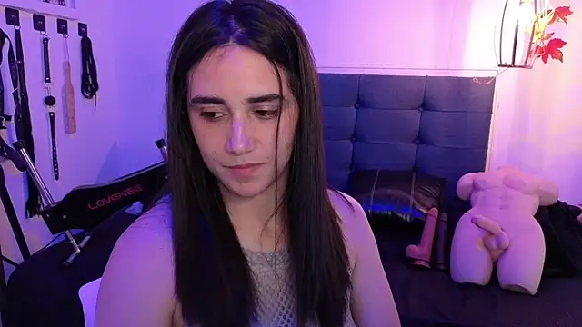 elowen halley1 online show from 10/02/25, 06:55