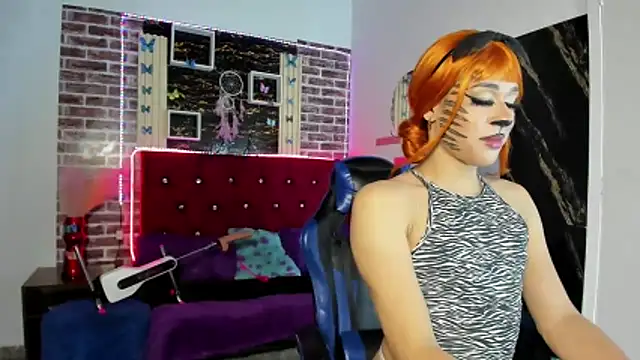 Snapshot of angelitasexxxhot chatting on 10/30/25, 08:06 angelitasexxxhot online show from 10/30/25, 08:06