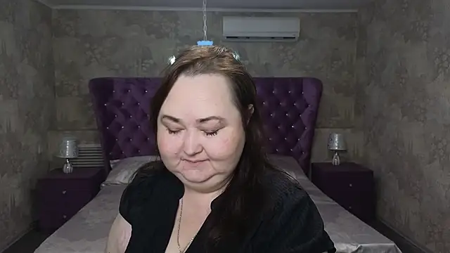 Eloisa Eliot online show from 12/01/25, 04:30