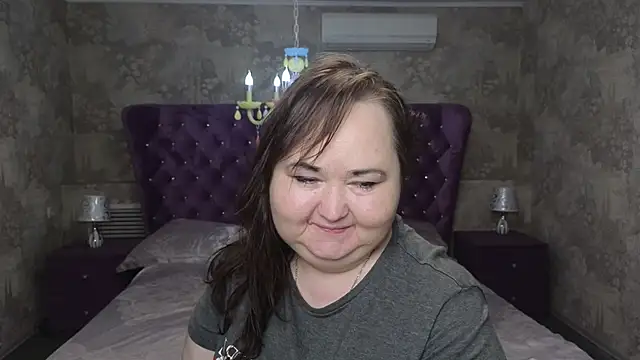 Eloisa Eliot online show from 11/19/25, 11:10