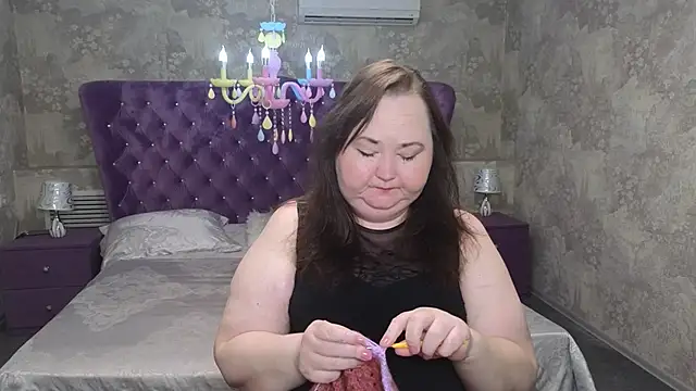 Eloisa Eliot online show from 10/28/25, 02:38