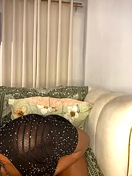 TinaFavourite online show from 10/18/25, 11:29